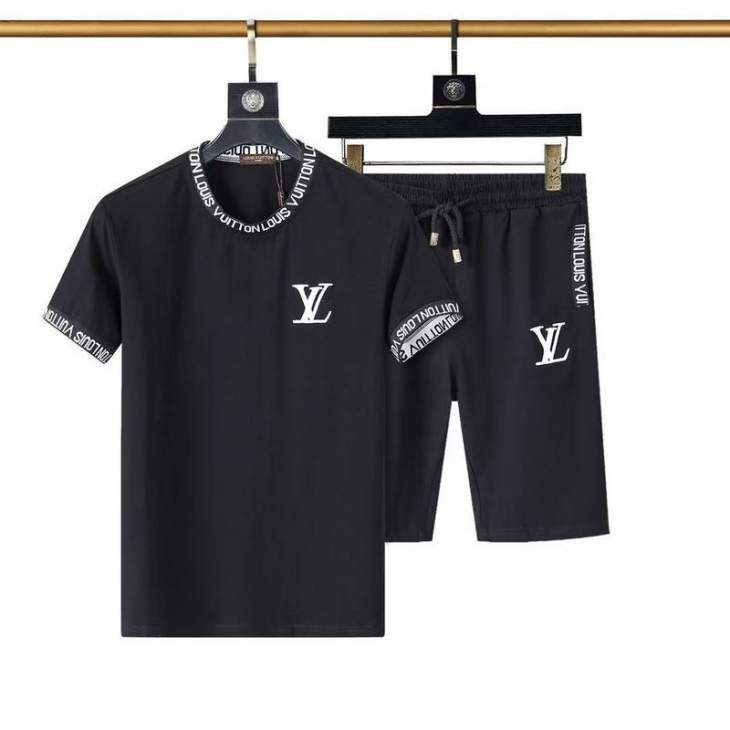 Picture of LV Shirt Pant Suits _SKULVM-3XL8qx1723283